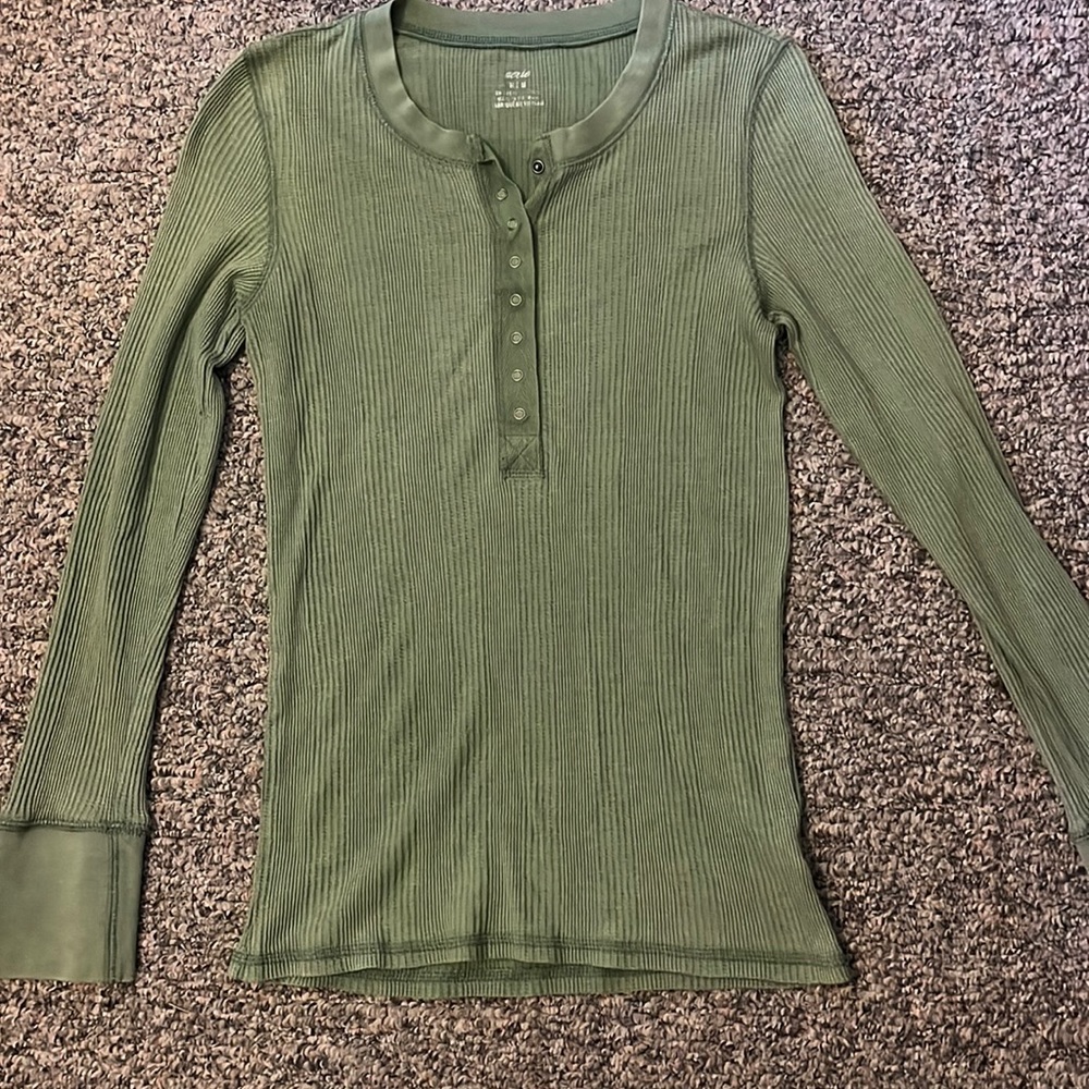 American Eagle ribbed long sleeve